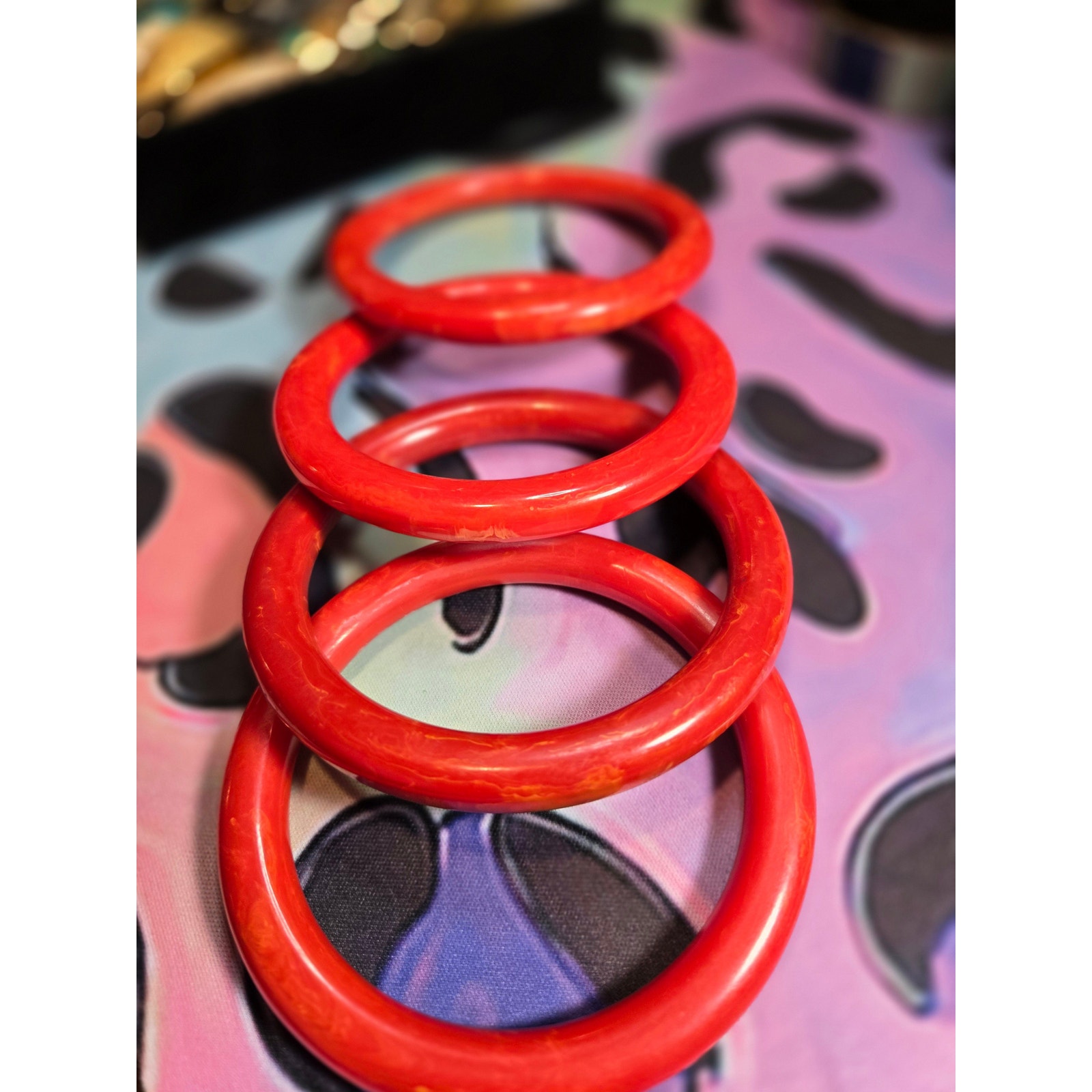 Vintage Two Tone Bakelite 238$